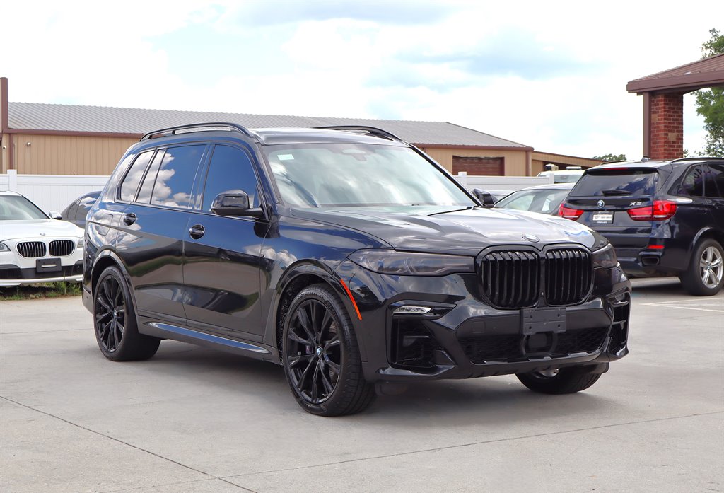 2020 BMW X7 - $27,995