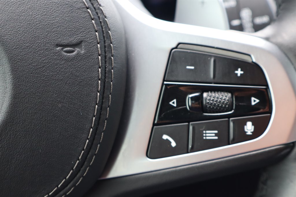 2020 BMW X7 - $27,995
