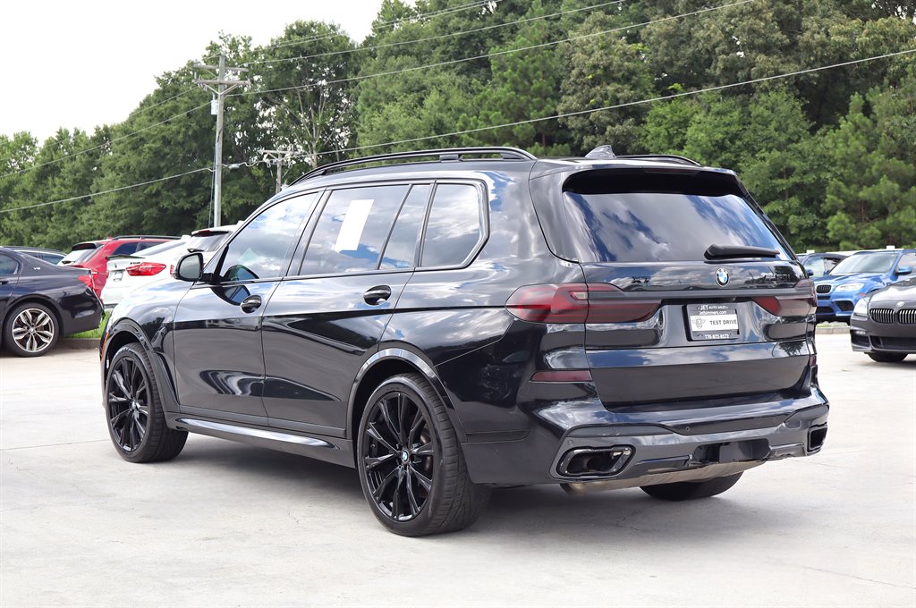 2020 BMW X7 - $27,995