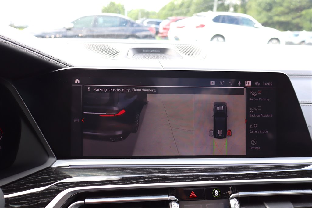 2020 BMW X7 - $27,995