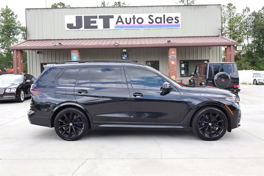2020 BMW X7 - $27,995