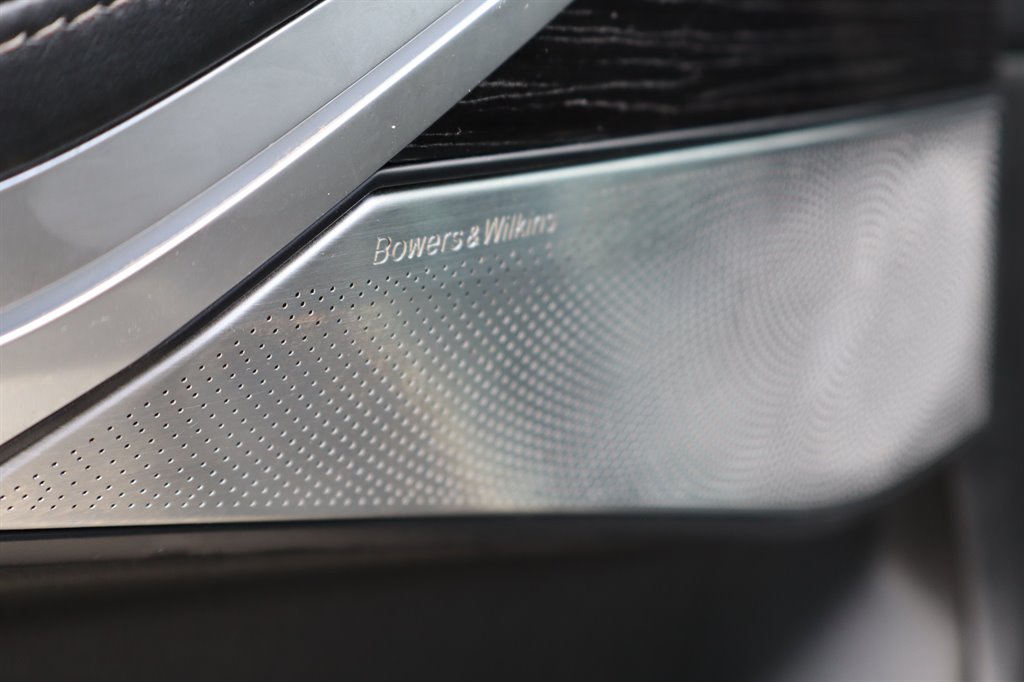 2020 BMW X7 - $27,995