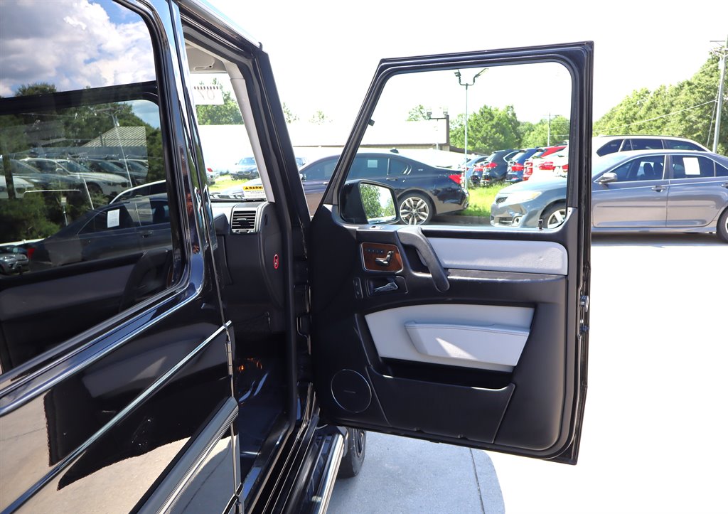 2016 Mercedes-Benz G-Class - $42,995