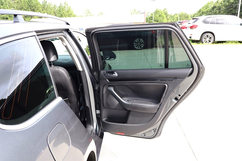 2012 Volkswagen Jetta - $3,995
