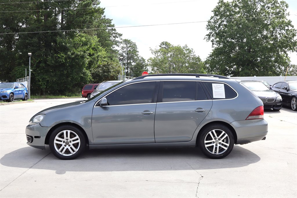 2012 Volkswagen Jetta - $3,995
