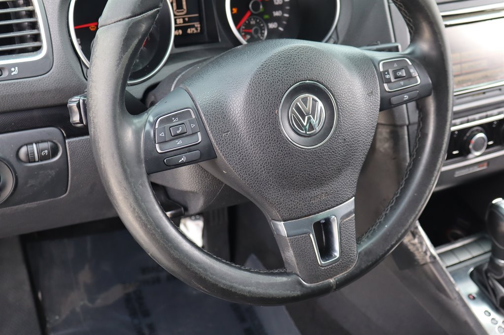 2012 Volkswagen Jetta - $3,995