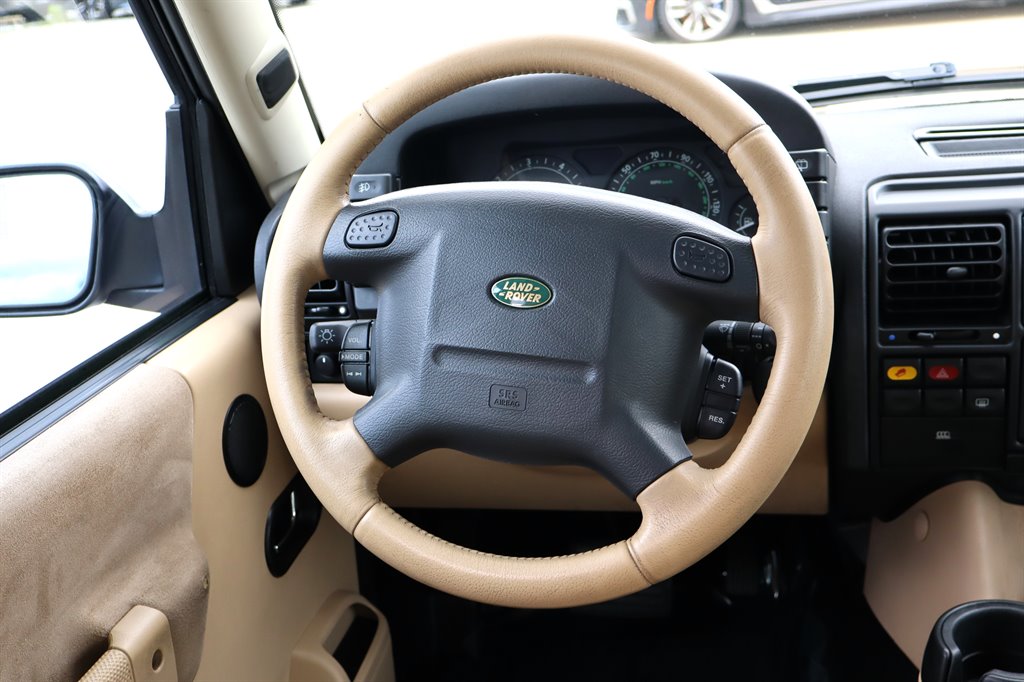 2004 Land Rover Discovery - $19,995