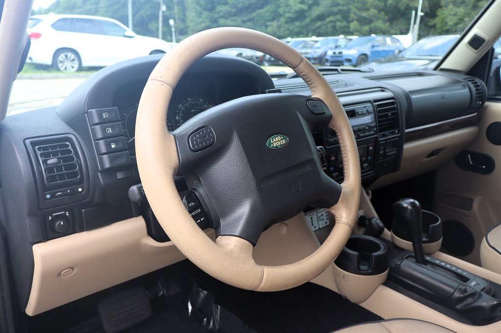 2004 Land Rover Discovery - $19,995