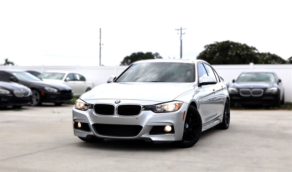 2015 BMW 3 Series - $10,995