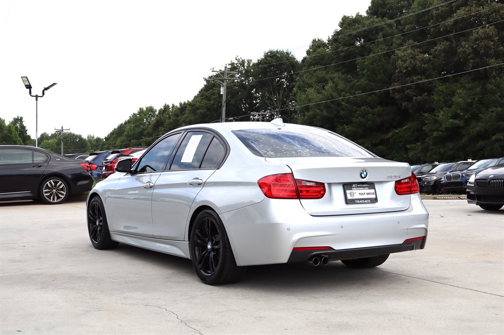 2015 BMW 3 Series - $10,995