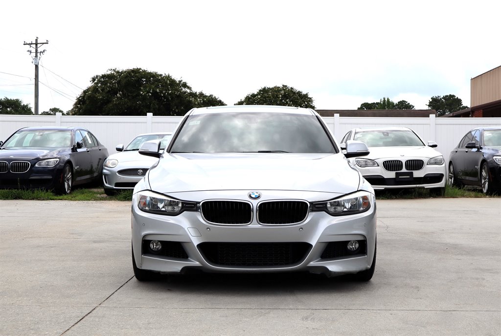 2015 BMW 3 Series - $10,995
