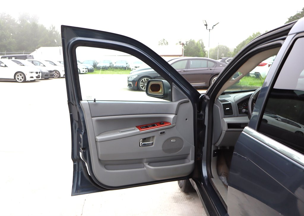 2007 Jeep Cherokee - $3,995