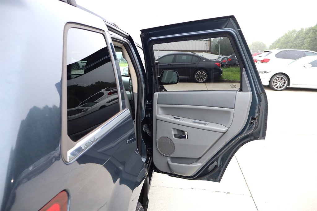 2007 Jeep Cherokee - $3,995