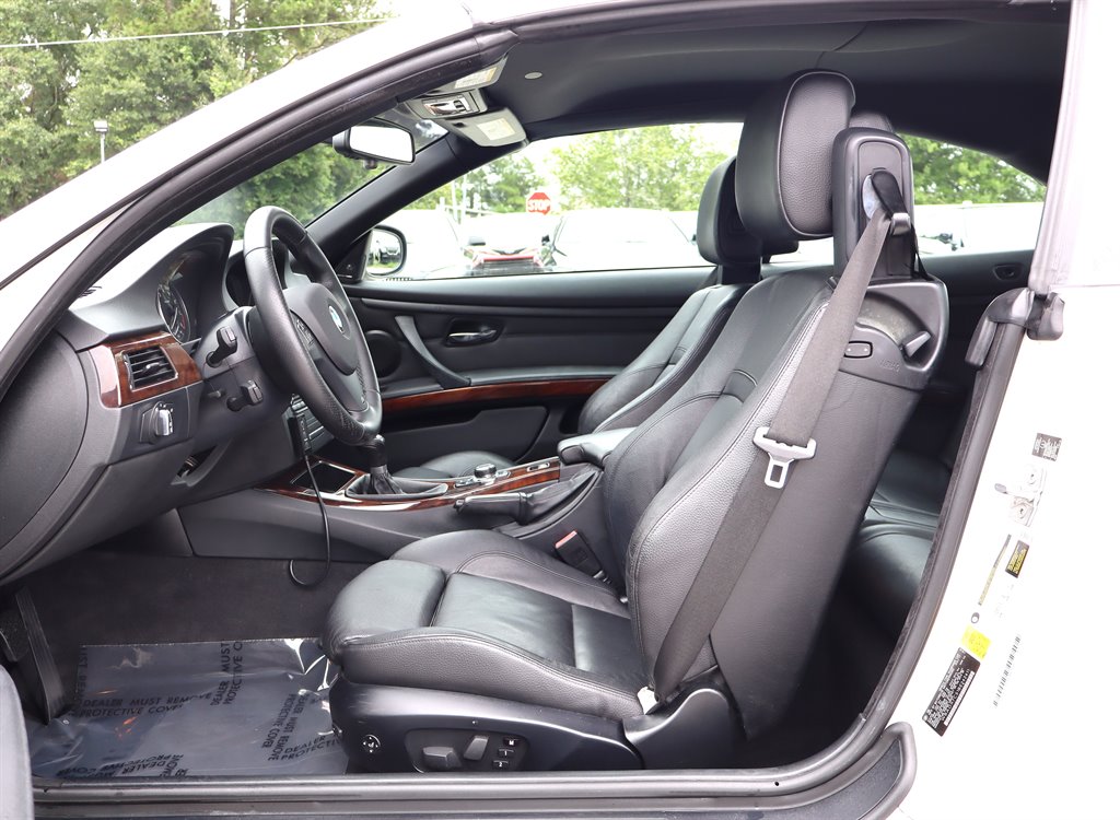 2011 BMW 3 Series - $14,995