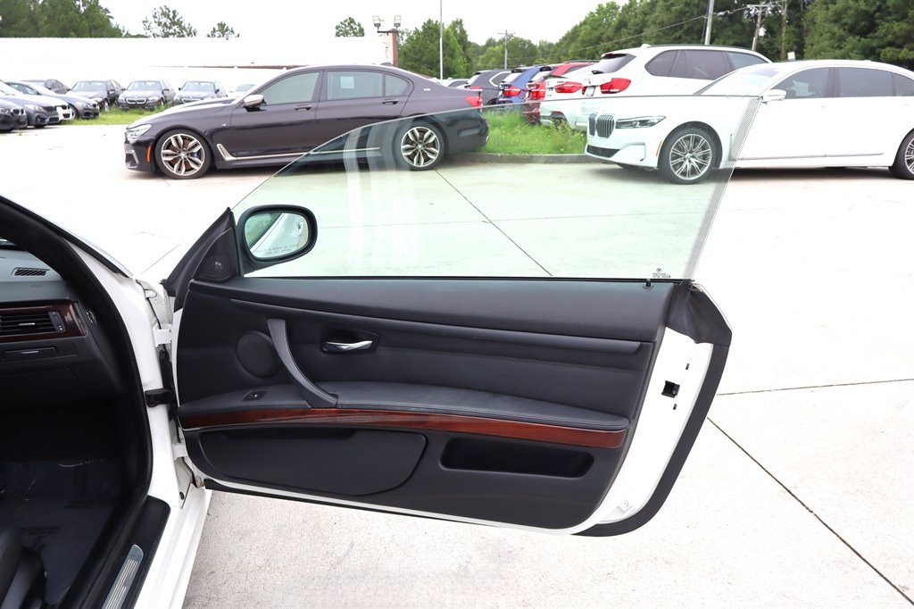 2011 BMW 3 Series - $14,995