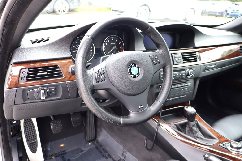 2011 BMW 3 Series - $14,995