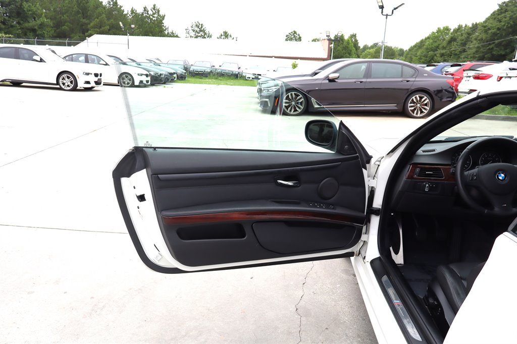 2011 BMW 3 Series - $14,995
