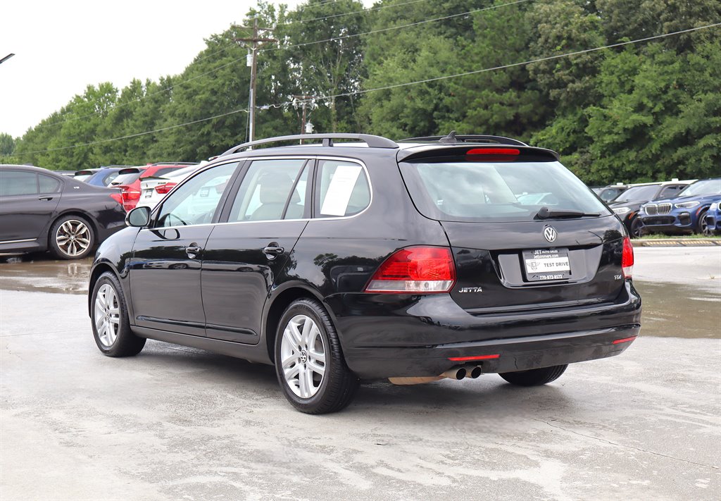 2014 Volkswagen Jetta - $9,995