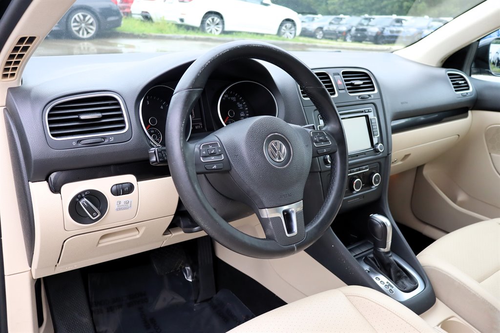 2014 Volkswagen Jetta - $9,995