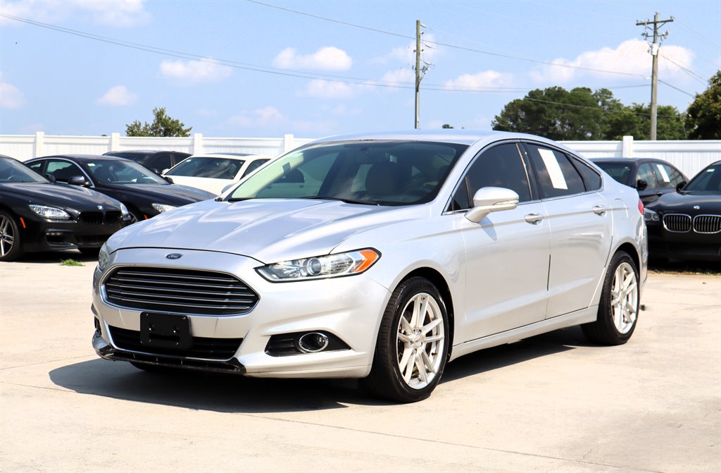 2013 Ford Fusion - $5,995