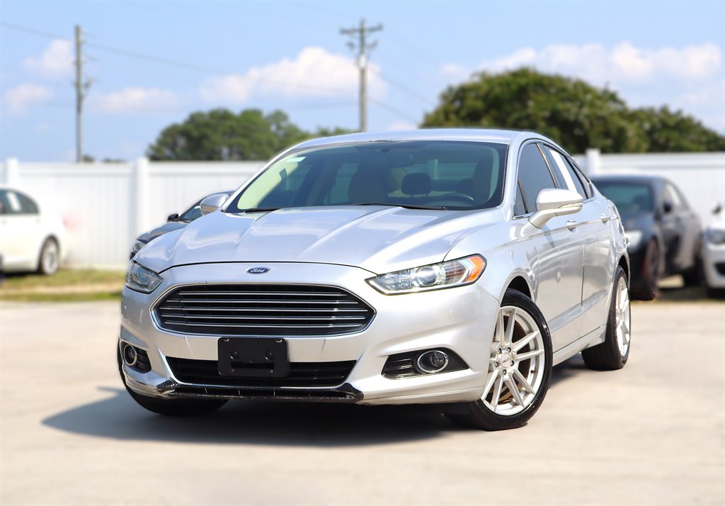 2013 Ford Fusion - $5,995