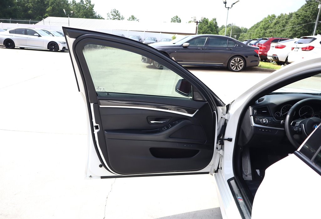 2016 BMW 550i - $15,995