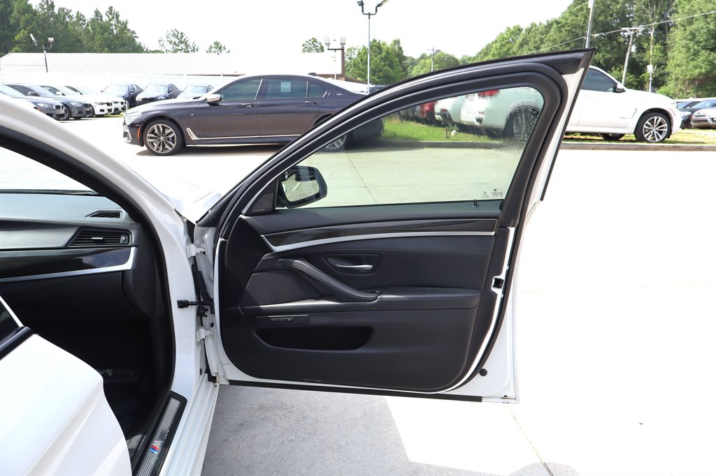 2016 BMW 550i - $15,995