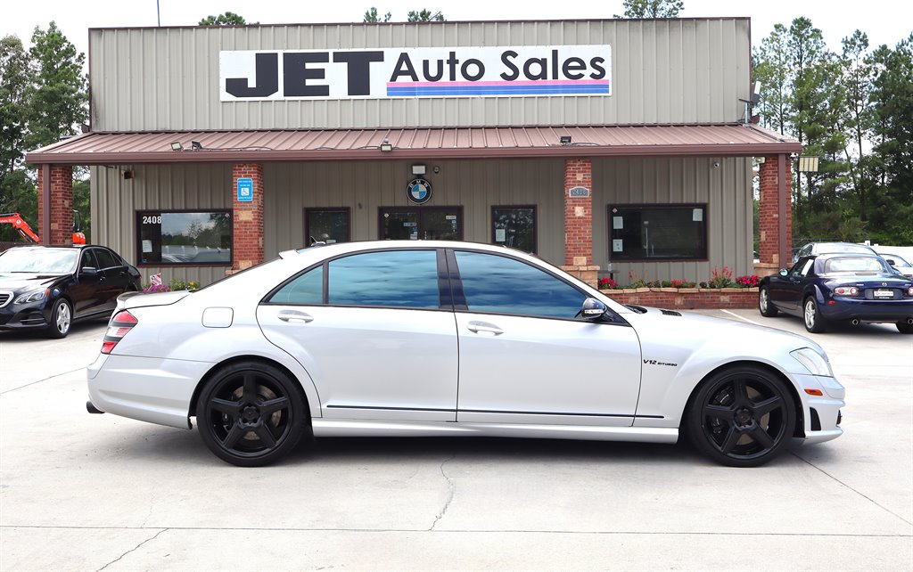 2008 Mercedes-Benz S-class - $21,995