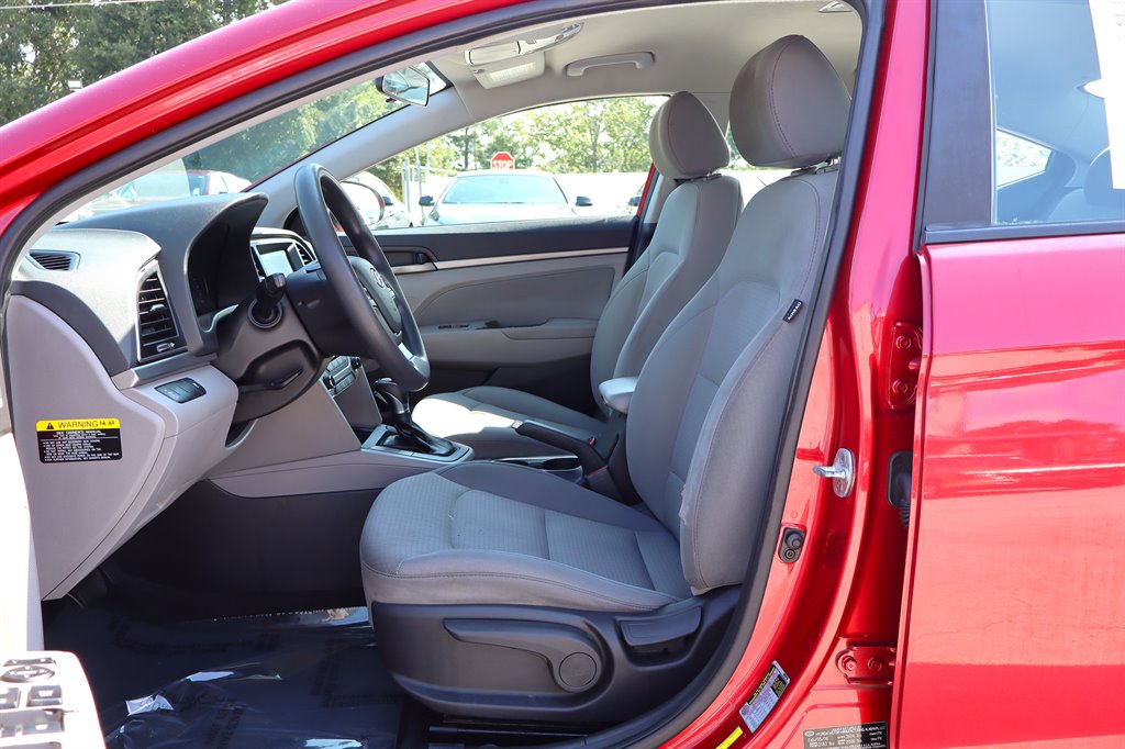 2017 Hyundai Elantra - $7,995