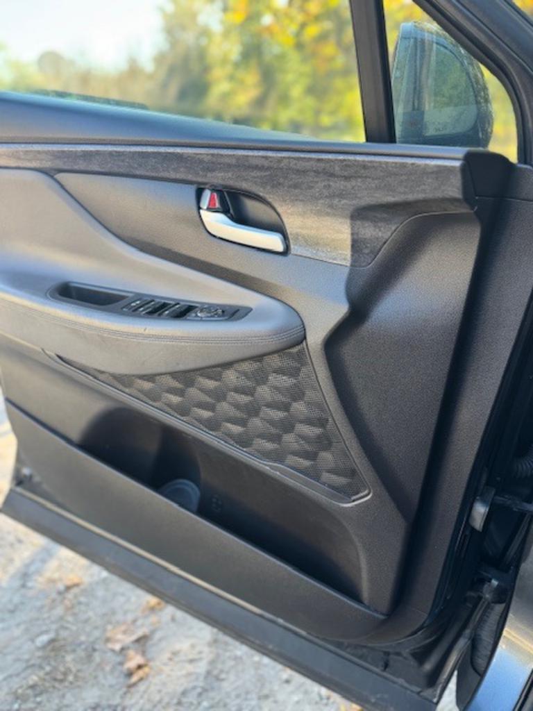 2020 Hyundai Santa Fe - $16,995