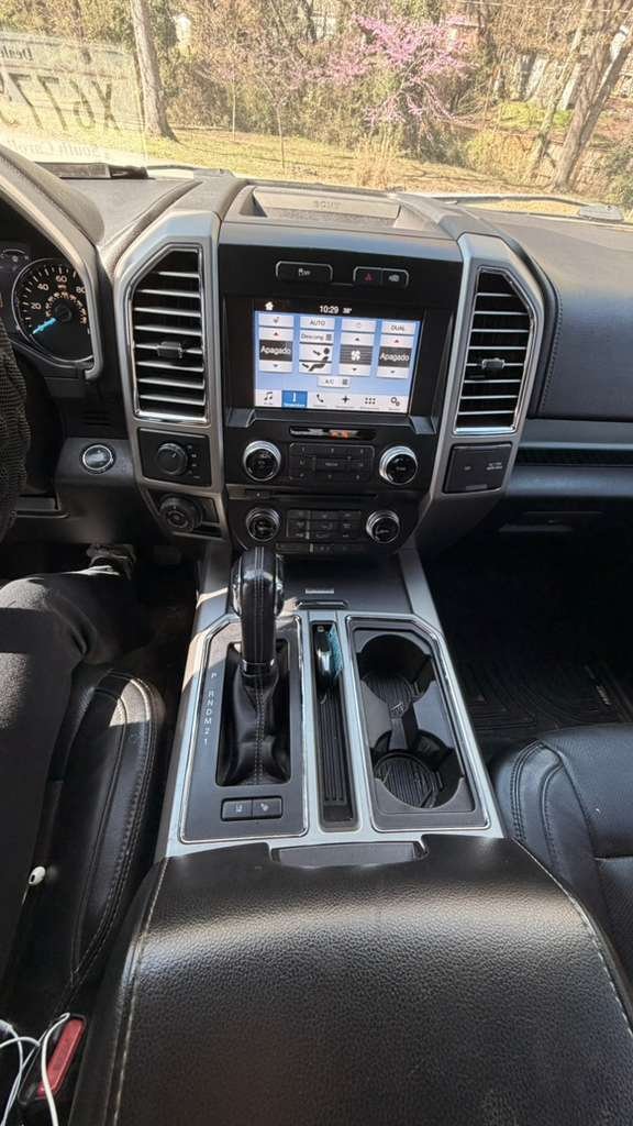 2016 Ford F-150 - $26,995