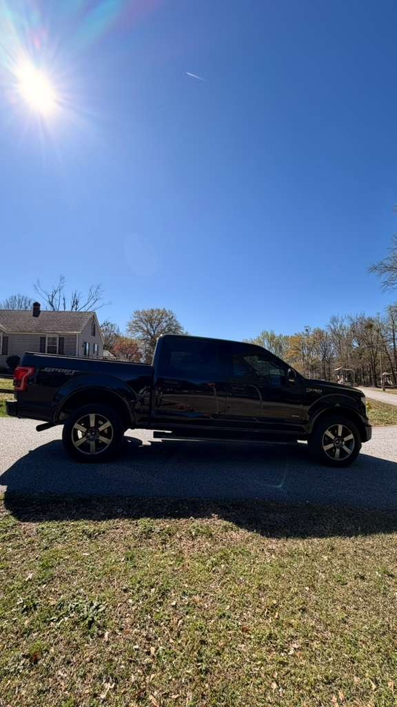2016 Ford F-150 - $26,995