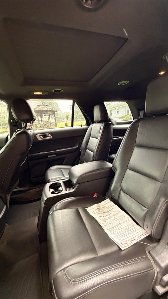 2014 Ford Explorer - $9,995