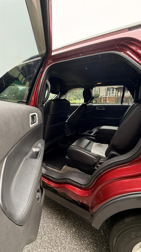 2014 Ford Explorer - $9,995
