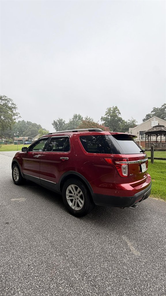 2014 Ford Explorer - $9,995