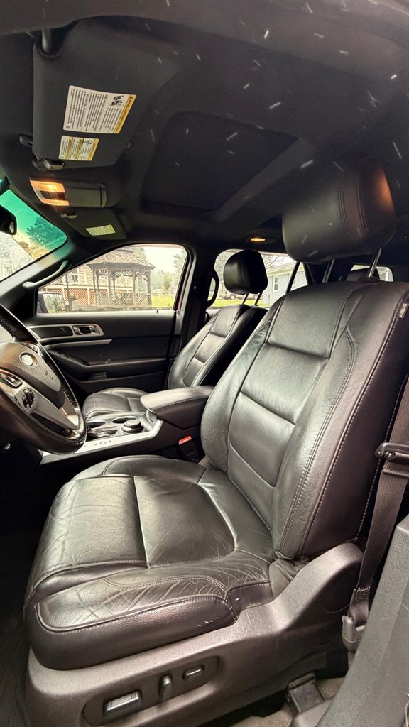 2014 Ford Explorer - $9,995