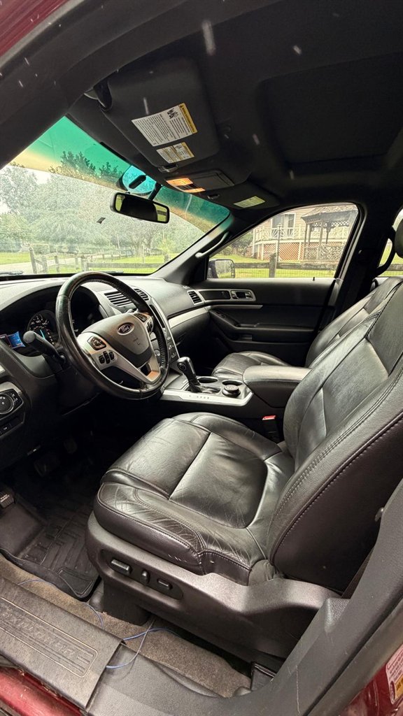 2014 Ford Explorer - $9,995
