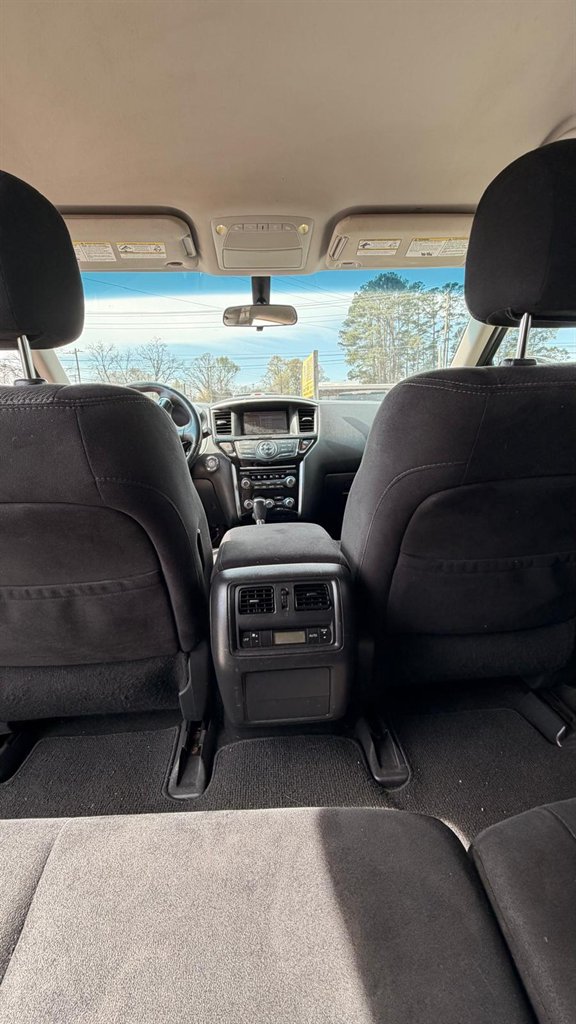2014 Nissan Pathfinder - $8,495