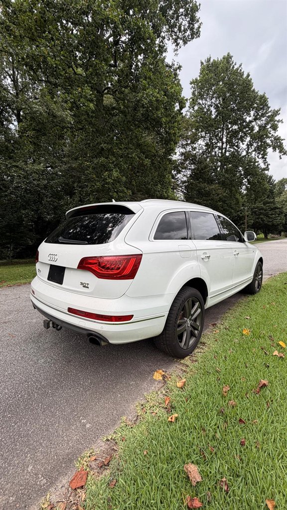 2015 Audi Q7 - $15,995