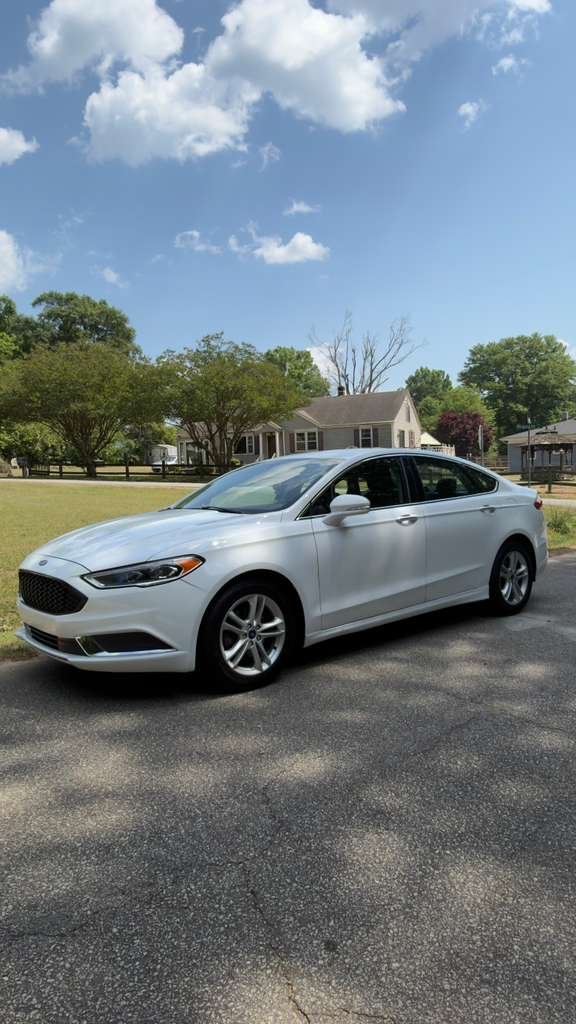 2018 Ford Fusion - $11,995