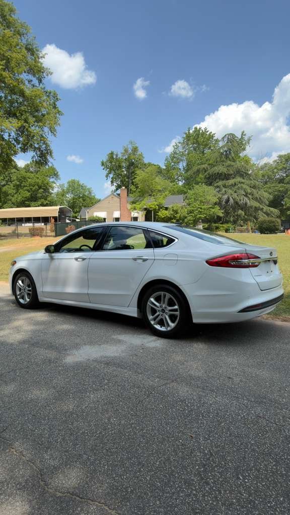2018 Ford Fusion - $11,995
