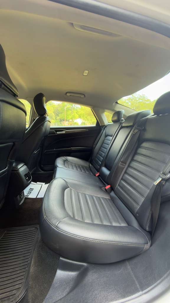 2018 Ford Fusion - $11,995