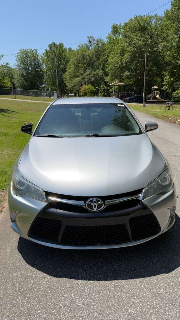 2016 Toyota Camry - $13,995