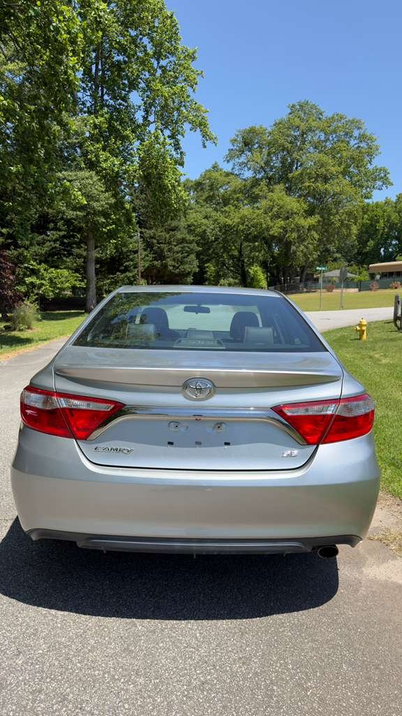 2016 Toyota Camry - $13,995