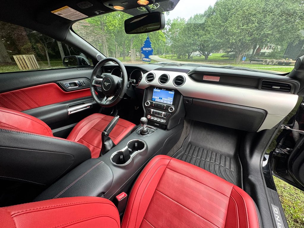 2017 Ford Mustang - $18,000