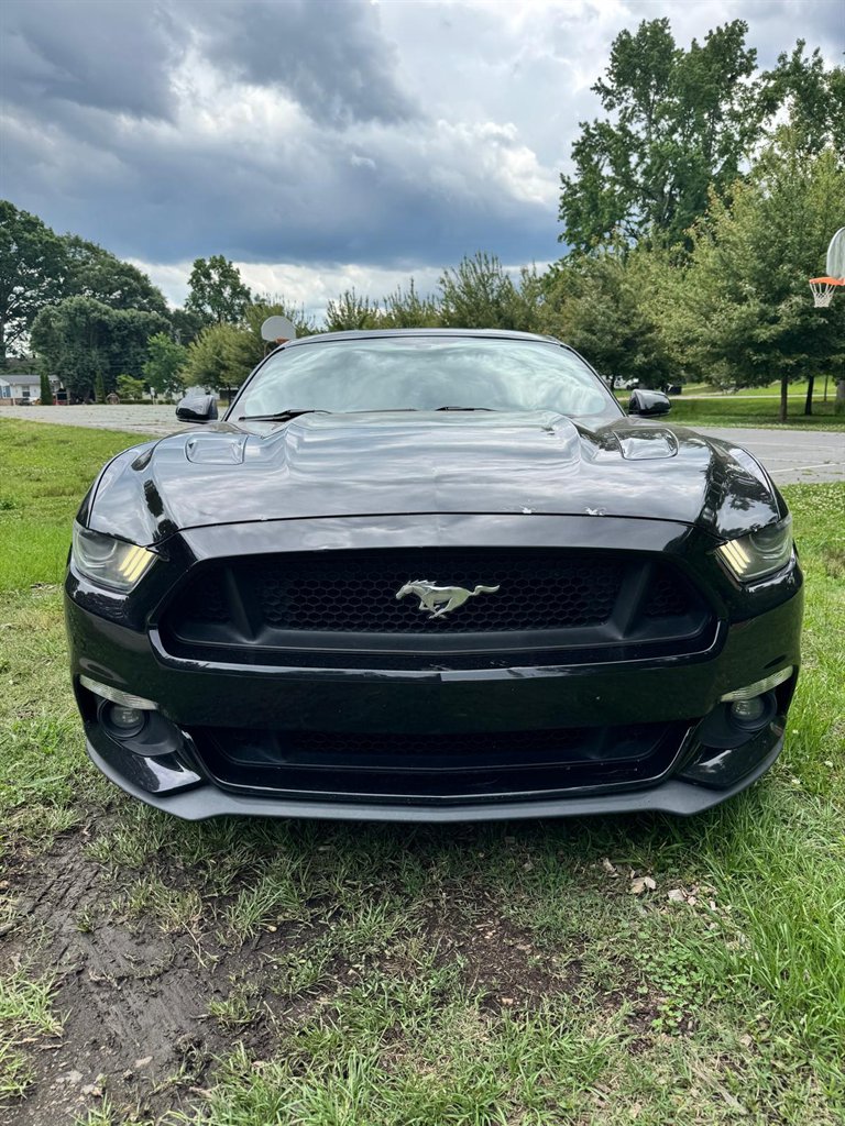 2017 Ford Mustang - $18,000