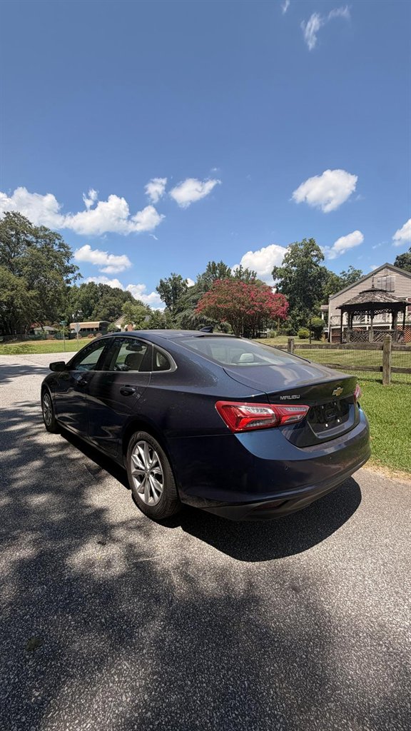 2020 Chevrolet Malibu - $13,995