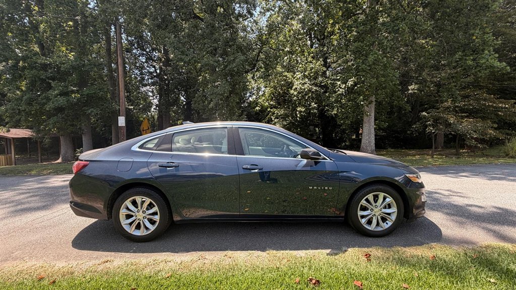 2020 Chevrolet Malibu - $13,995