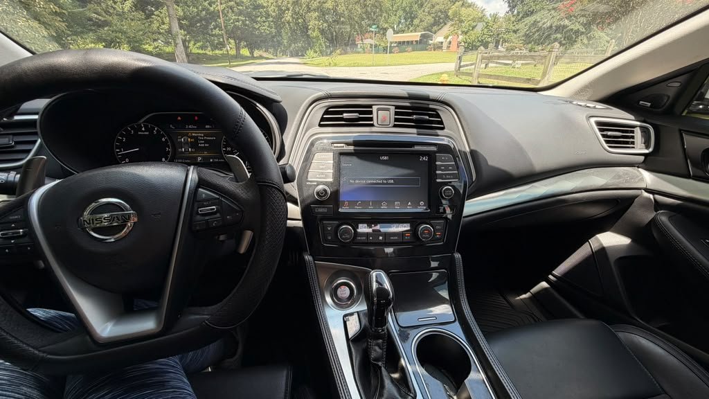 2017 Nissan Maxima - $14,995