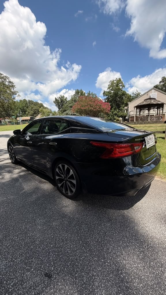 2017 Nissan Maxima - $14,995